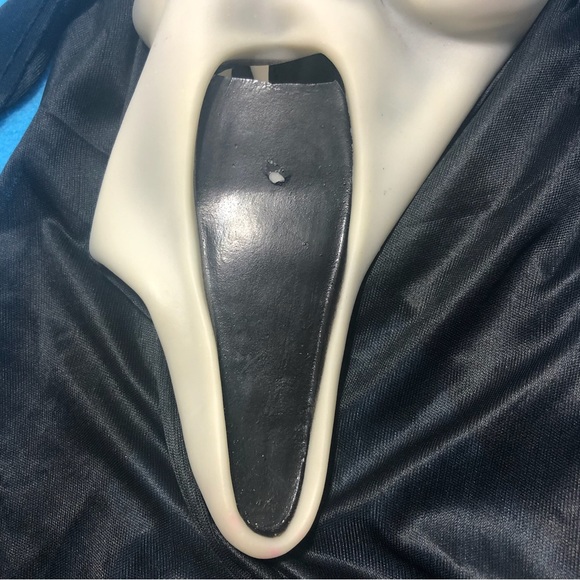Ghostface Scream Mask Halloween Costume Easter Unlimited Inc. - Picture 6 of 8